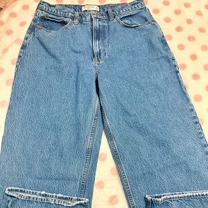 Abercrombie & Fitch Light Blue High Rise Loose Leg Jeans (Long)